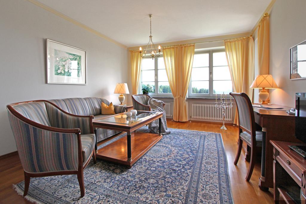 Gaestehaus Schloss Kronburg Eksteriør billede